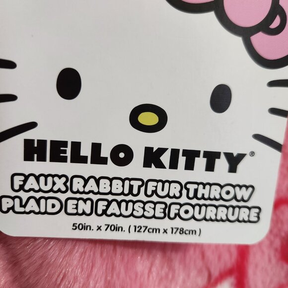 HELLO KITTY Bow Blanket Faux Rabbit Fur NWT - Picture 3 of 5